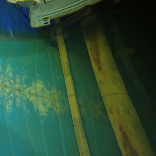 Sprinklertank-Inspektion: Stahltank, 15 Jahre – Behaelterwand Korrosion Unterwasseraufnahme 04